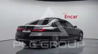 2020 BMW 740