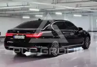 2020 BMW 740