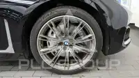 2020 BMW 750