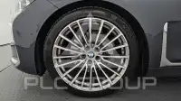 2020 BMW 730