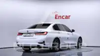 2020 BMW 320