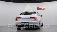 2020 Volvo S90