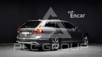 2020 Volvo V90