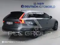 2020 Volvo V90