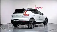2020 Volvo XC40