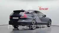 2020 Volvo V60
