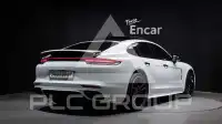 2020 Porsche Panamera