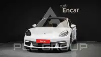 2020 Porsche Panamera