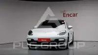 2020 Porsche Panamera
