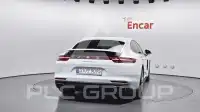 2020 Porsche Panamera
