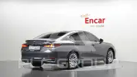 2020 Lexus ES
