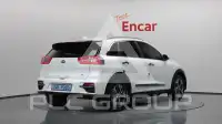 2020 KIA Niro
