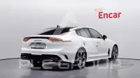 2020 KIA Stinger