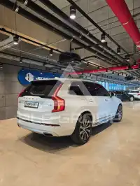 2020 Volvo XC90