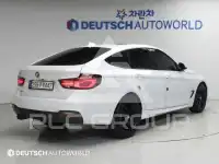 2021 BMW 320M