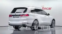 2021 BMW X7
