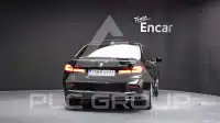2021 BMW 530