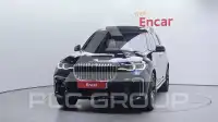2021 BMW X7M