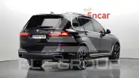 2021 BMW X7M