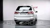 2021 BMW X7