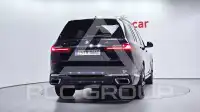 2021 BMW X7M