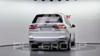 2021 BMW X7