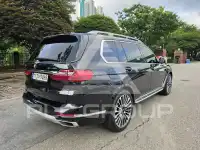 2021 BMW X7