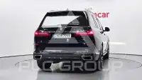 2021 BMW X7M