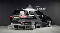 2021 BMW X7