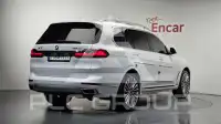 2021 BMW X7