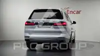 2021 BMW X7