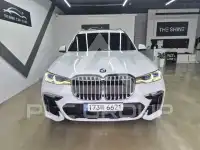 2021 BMW X7