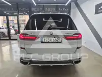 2021 BMW X7