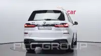 2021 BMW X7M