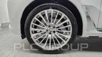 2021 BMW X7