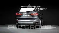 2021 BMW X7