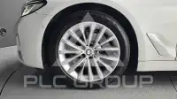 2021 BMW 520