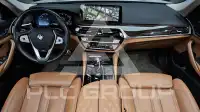 2021 BMW 520