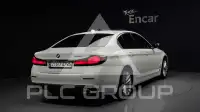 2021 BMW 530