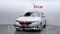 2021 BMW 520
