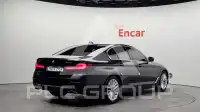 2021 BMW 530