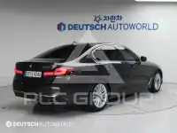 2021 BMW 530