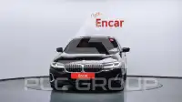 2021 BMW 520