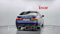 2021 BMW 530