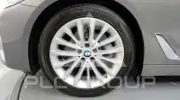 2021 BMW 520