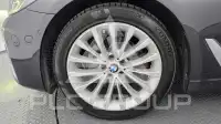 2021 BMW 520