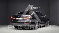2021 BMW 523M