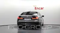 2021 BMW 523
