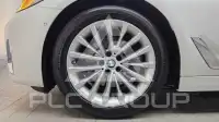 2021 BMW 520