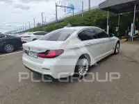 2021 BMW 530